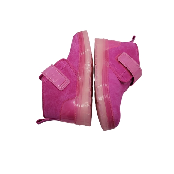 UGG Fuscia Pink Suede Round Toe Booties Slippers Size 9 - Picture 7 of 16